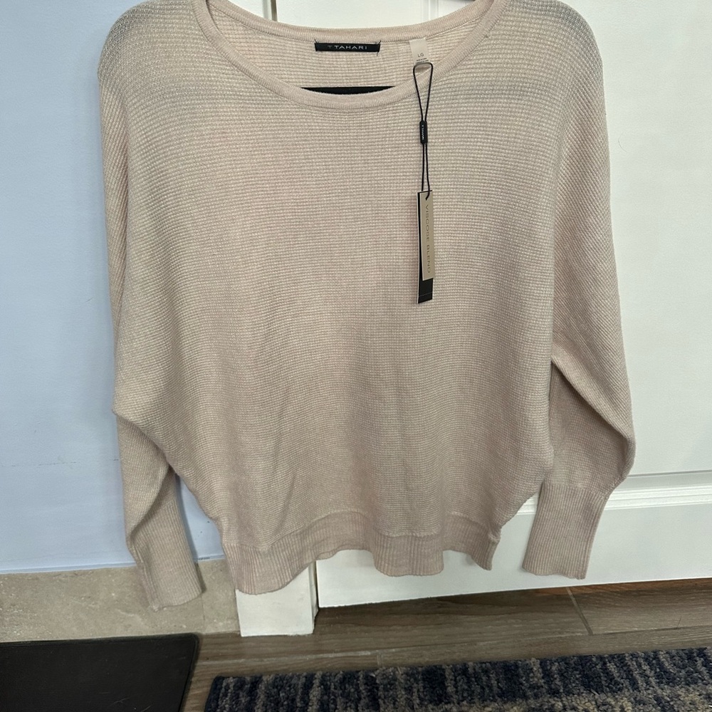 *NEW*Sz L*T TAHARI* long sleeve